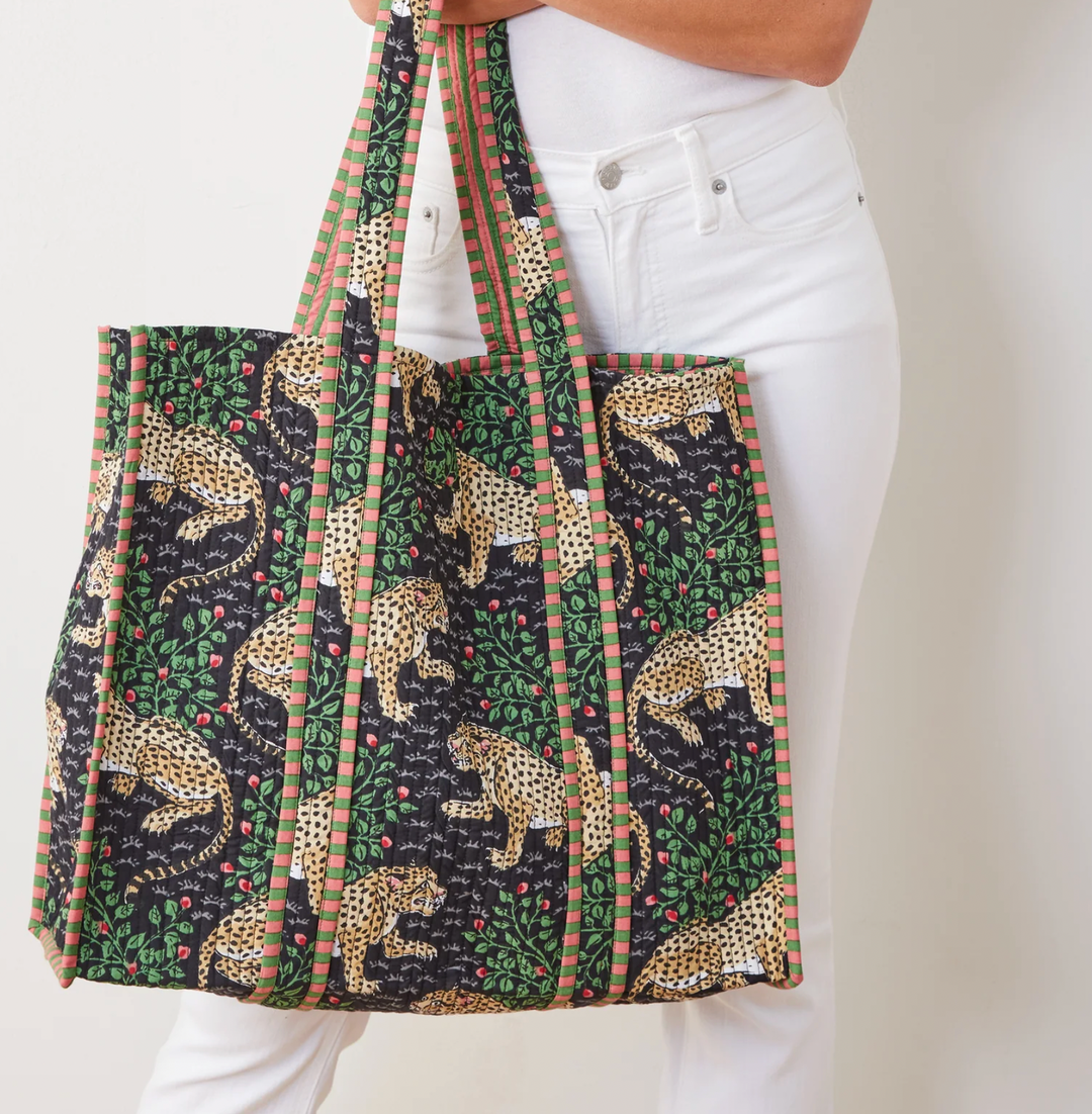The Traveler Tote